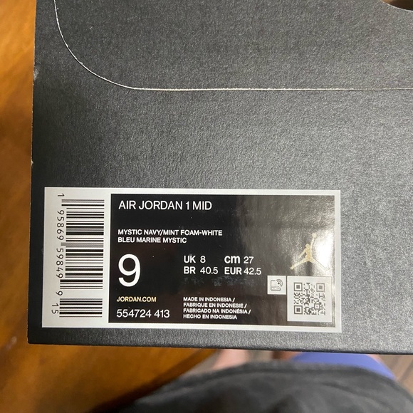 ‼️SOLD‼️ Air Jordan 1 Mid - Picture 12 of 13
